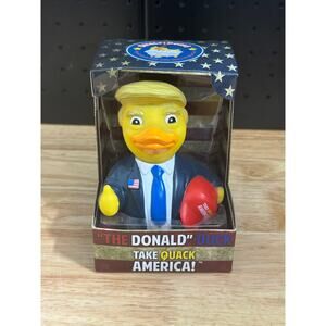 The "Donald" Duck from CelebriDucks #45 & #47 US President Trump NEW!